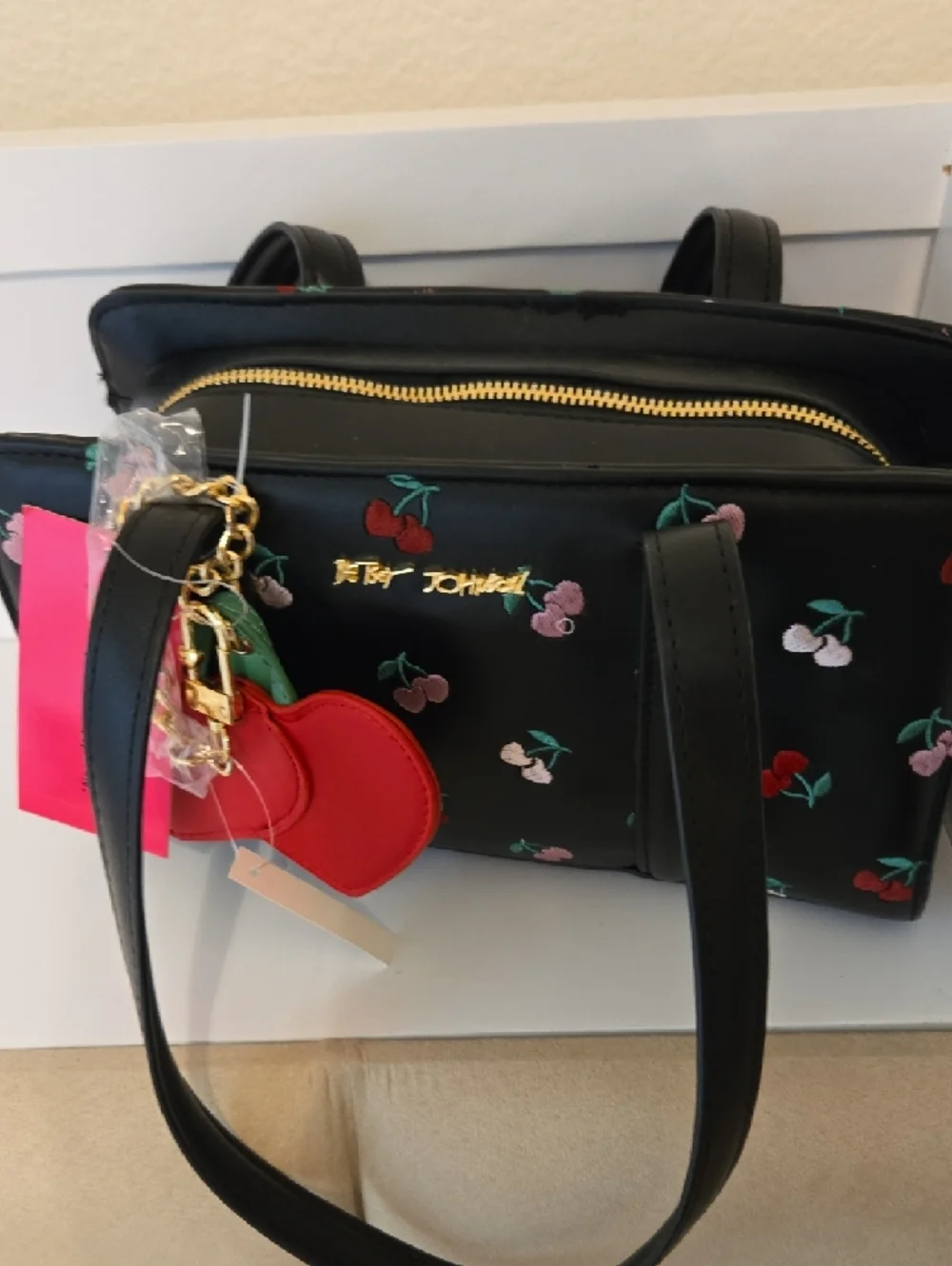Betsey Johnson Black Cherry Print Tote with Red Heart Charm Keychain Nwt - Picture 2 of 3